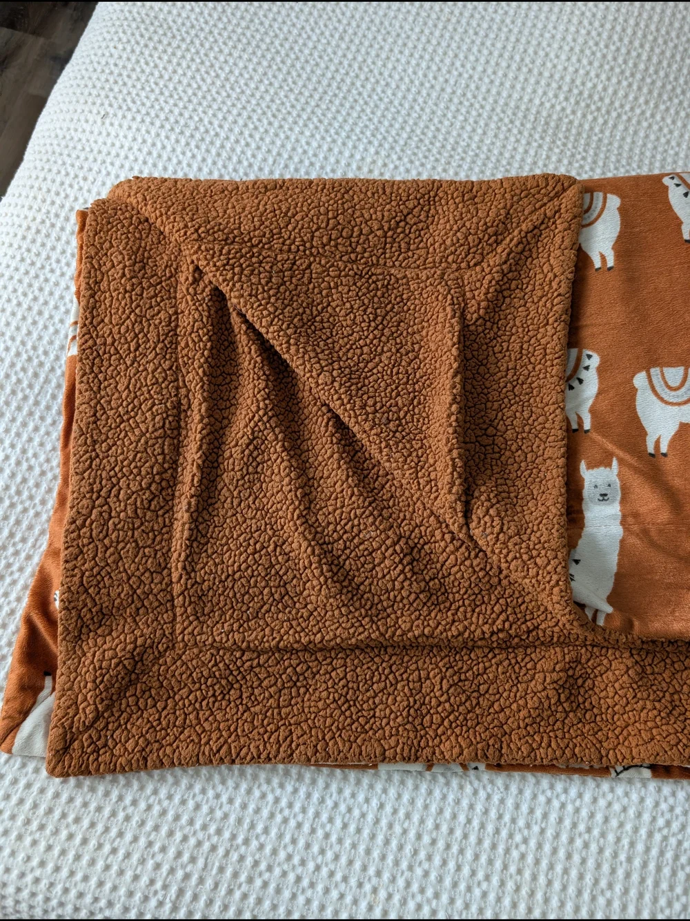 Cozy Llama Print Throw Blanket - Rust Orange